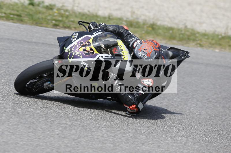 /10 20.04.2026  Pluess Moto Sport ADR/Freies Fahren/33